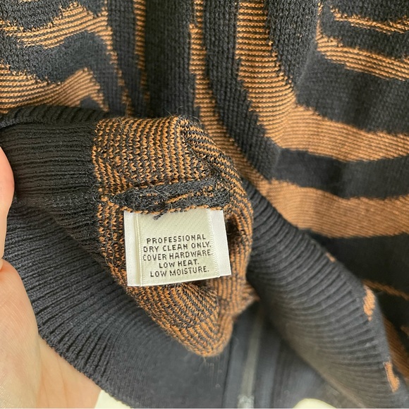 ST. JOHN SPORT Black Brown Wool Blend Swirl Print Mock Neck Full Zip Up Sweater - Picture 8 of 9